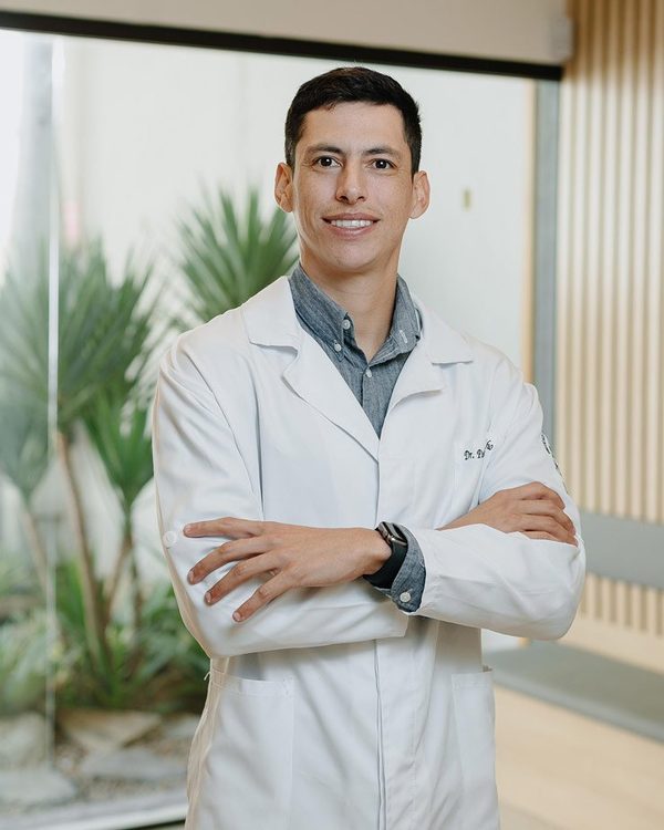 Dr. Pedro Viotti
